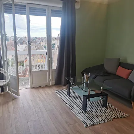Appartement, Charmant Type F1 37M2 Vue Degagee, Commentry Buitenkant foto